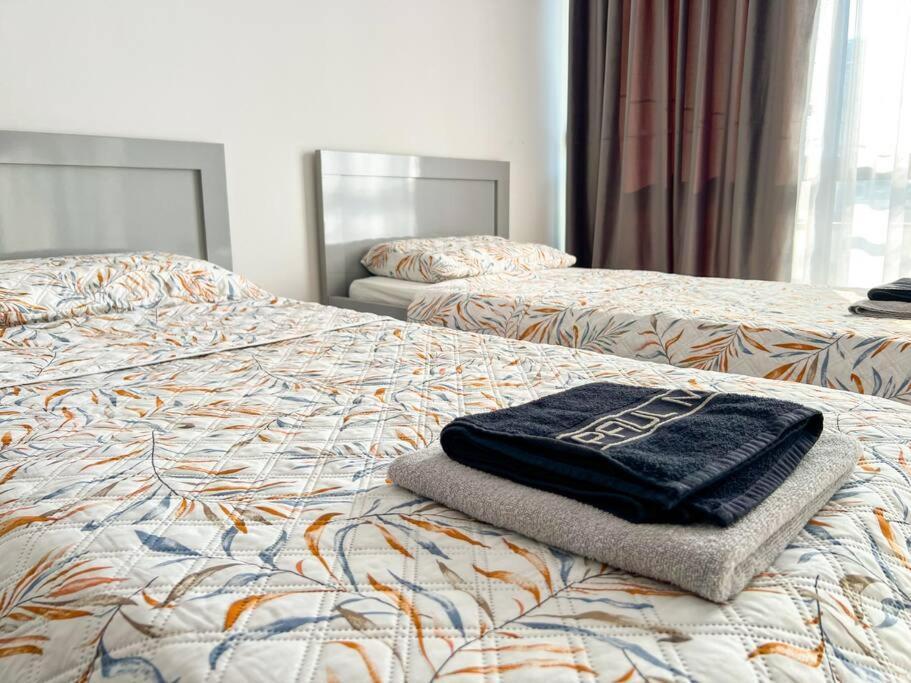 Scanderbeg Square 2Br Apt ティラナ エクステリア 写真